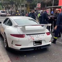 Balean a ocupantes de un Porsche en intento de asalto en la colonia Escandón