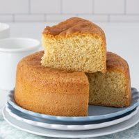 Sin huevos, leche ni manteca: prepará está torta matera superesponjosa