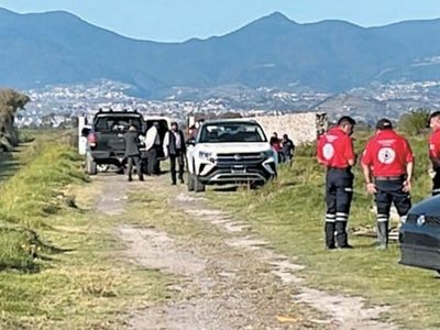 Los cuerpos encobijados de tres personas fueron hallados en aguas negras del Río Lerma
