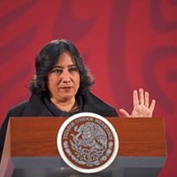 La SFP abre más de una docena de carpetas de investigación por la compra al hijo de Bartlett