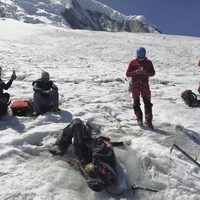 Hallan en la cumbre más alta de Perú la momia de un estadunidense que murió hace 22 años