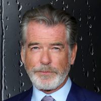 De la tristeza al éxito: cómo fue la historia trágica familiar que tuvo que atravesar Pierce Brosnan