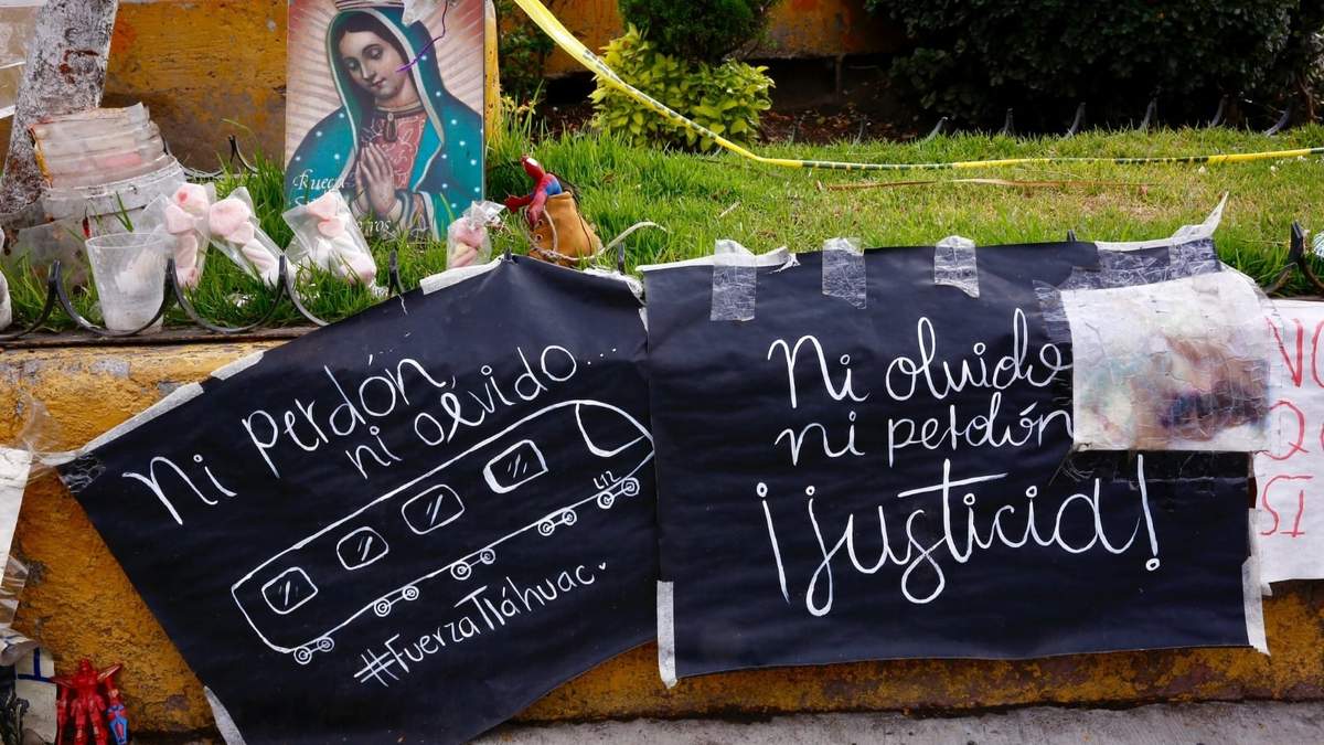 Monumento a las victimas del accidente del tren de México. Fuente: (Twitter)