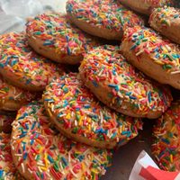 Galletitas confeti: coloridas, crocantes y originales, la receta perfecta para tu merienda del finde