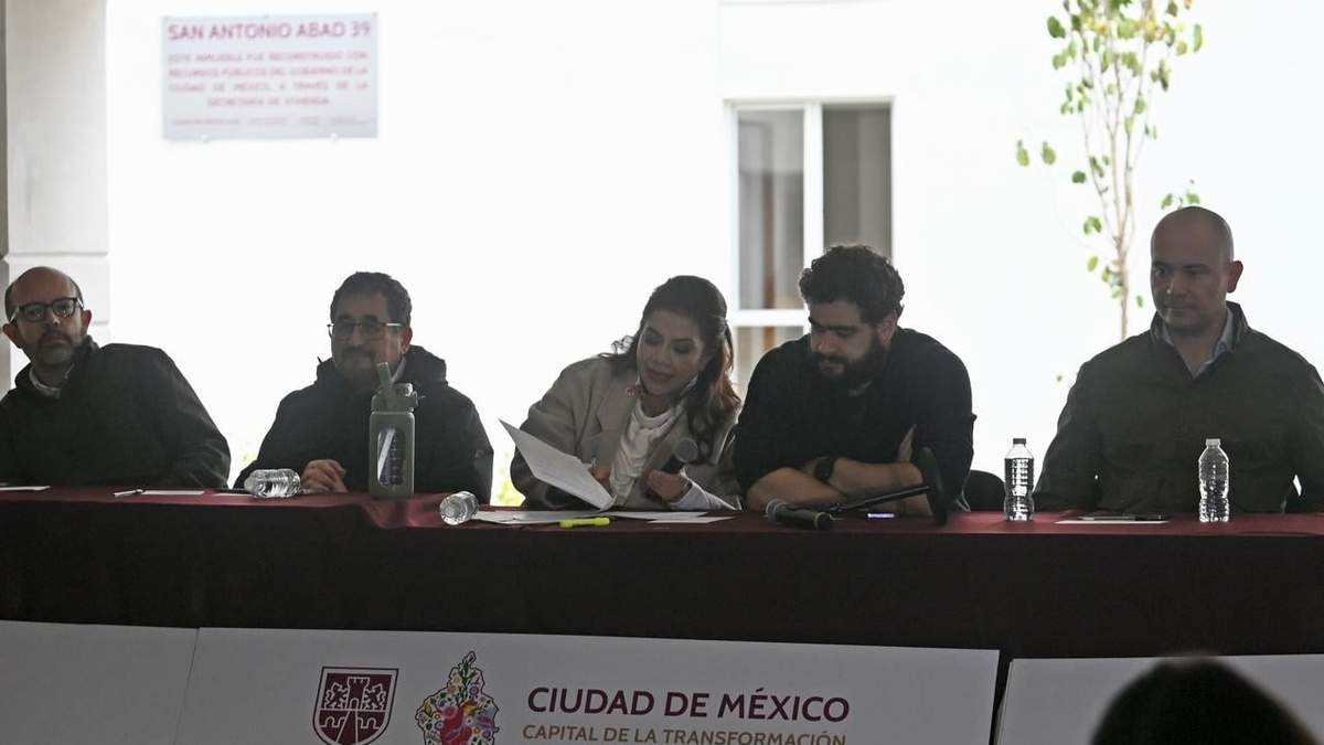 Brugada entrega 81 viviendas reconstruidas a familias damnificadas por sismo de septiembre de 2017