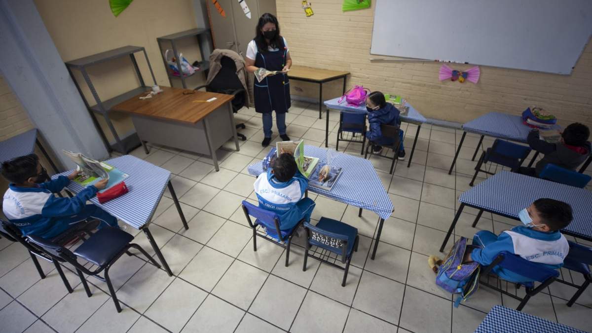 Clases en una primaria de la CDMX