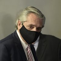 Alberto Fernández acusó a un grupo de exmilitares de "conspiración"
