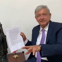 Ya está pasando la tormenta que causó la consulta: López Obrador