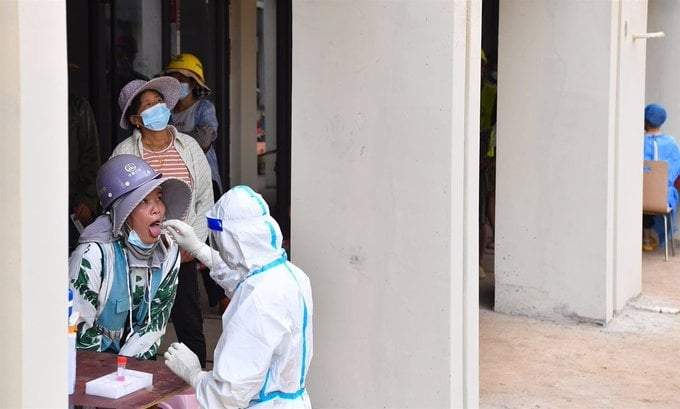 Pruebas de coronavirus en Haikou, en la provincia china de Hainan