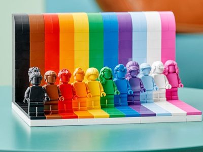 Lego lanza nuevo set en el que incluye a la comunidad LGTBQIA+.