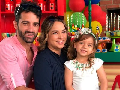 ¿Se olvidaron de Adamari López? Alaïa consiente a papá pero no a mamá. ¡Mirá!