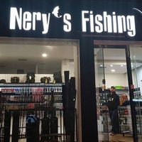 Nery Castillo, retirado del futbol y dedicado a la pesca deportiva en Atenas