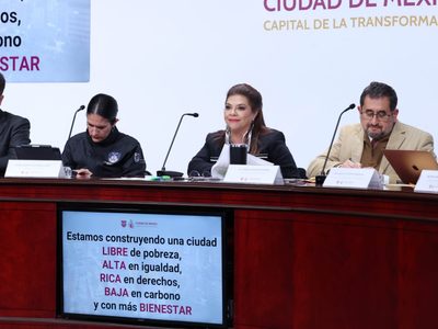Clara Brugada defiende el aumento de tarifa del transporte público