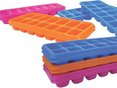 No se te ocurra tirar las cubeteras viejas de casa, mirá lo que podés hacer para tener en la mesa de luz