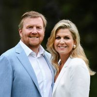 Lejos del protocolo: la increíble historia de amor de Máxima de Holanda y el rey Guillermo