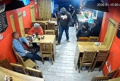 Asalto a taquería en Puebla deja un cliente muerto y otro herido (Video)