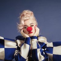 Cancelada: el polémico vestido de Katy Perry que la puso en boca de todos