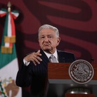 AMLO contesta al Tribunal Electoral sobre conferencias mañaneras: "Es imposible editarlas"