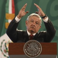 Jueza pide a Gobierno dejar de aplicar la Ley de la Industria Eléctrica