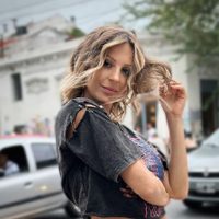 A poco de haber dado a luz, Noelia Marzol marca tendencia en la moda de las microbikinis
