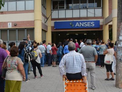 ¡Atención! ANSES modificó el calendario de pago a jubilados y pensionados