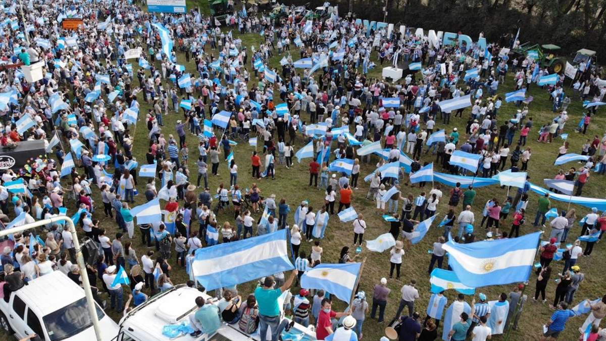 Protesta contra la intervención de Vicentin. Fuente: (Twitter).