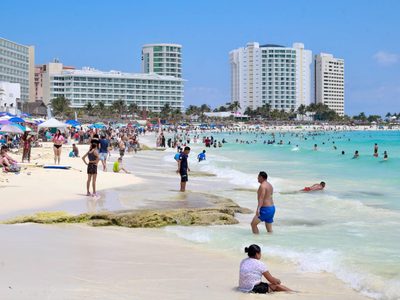 Dos mujeres se disputan Playa del Carmen en un ambiente de violencia