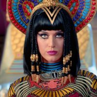 ¡Siempre audaz! A poco de casarse Katy Perry cambió su look y nos dejó mudos