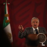 AMLO refrenda distancia sobre temas partidistas: no sé quién es el titular de TEPJF, dice