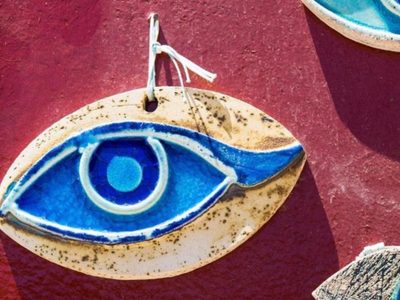 Cómo es el ritual del 24 de diciembre a la noche para aprender a curar el mal de ojo: por qué hacerlo en esta fecha