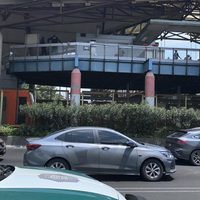 Una mujer muere tras lanzarse a las vías de la estación Bosque de Aragón del Metro