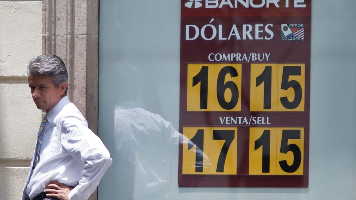 El tipo de cambio en un banco de la CDMX