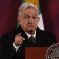 AMLO alista iniciativa de ley para prohibir vapeadores