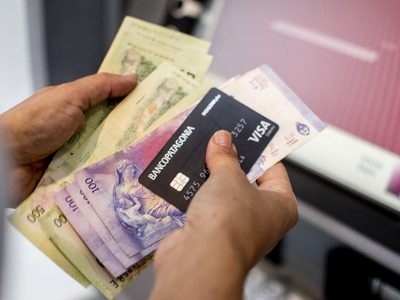 Sueldos estatales de Río Negro: el martes retoman los pagos