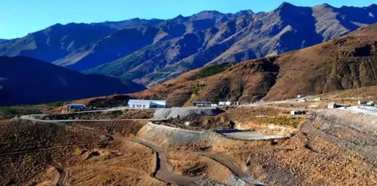 Un informe asegura que la mina de Andacollo, tiene solo entre un 10 y 15 % del total de explotación hasta el momento. Fuente: (Facebook)