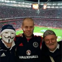 Asaltan a tres aficionados de la selección de Escocia en el metro Pino Suárez