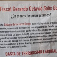 Cuelgan mantas para acusar a la Fiscalía de Jalisco de terrorismo laboral