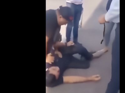 Fiscalía de Puebla suspende a agentes que sometieron con violencia a un ciudadano (Video)