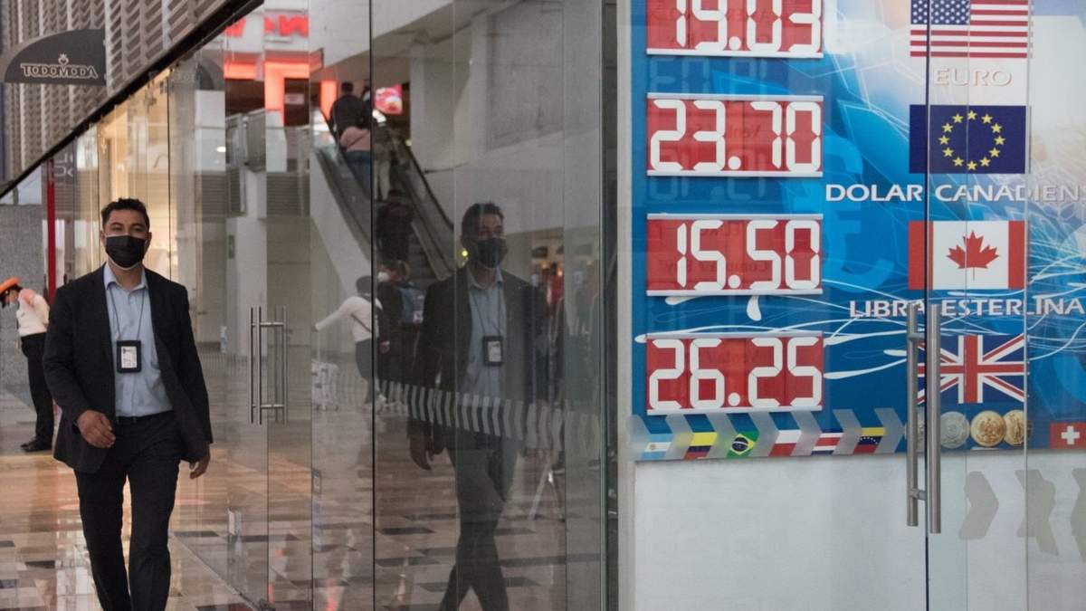 Centros cambiarios en el AICM