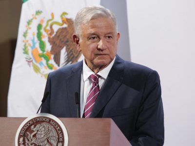 López Obrador le tiende la mano a Enrique Alfaro y pide que se dejen de lado “banderas partidistas”