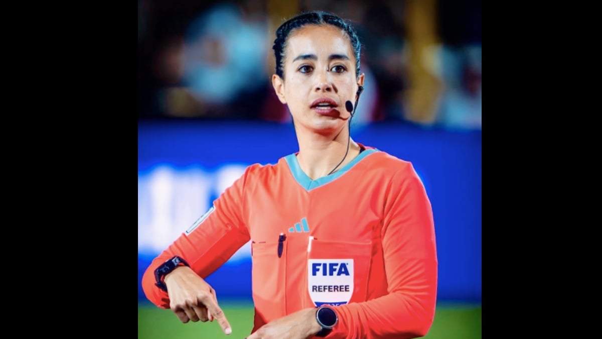 La árbitra Katia Itzel García