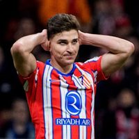 ¿La tocó con los dos pies?: la respuesta de la UEFA sobre el penal de Julián Álvarez