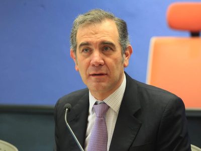 Tras aprobarse el Plan B de la reforma electoral, Lorenzo Córdova alerta contra el "mayoriteo"
