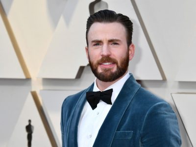 Chris Evans y una famosa estrella habrían compartido una relajada tarde al aire libre