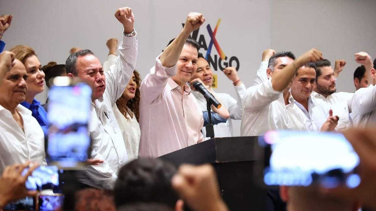 Esteban Villegas Villareal, candidato a gobernador de la coalición Va por Durango, conformada por el PRI, PAN y PRD