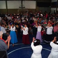 Vecinos de Villa La Angostura celebraron la cena de Antiguos Pobladores