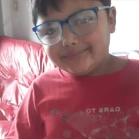 Gael necesita ser operado con urgencia para no quedar sordo