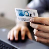 El Gobierno autorizó la emisión de DNI sin género para personas no binarias