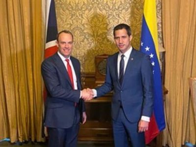 Reino Unido seguirá reconociendo a Juan Guaidó como "presidente interino" de Venezuela