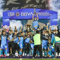 Investigacion revela que García Cabeza de Vaca entregó 50 mdp al club Tampico Madero
